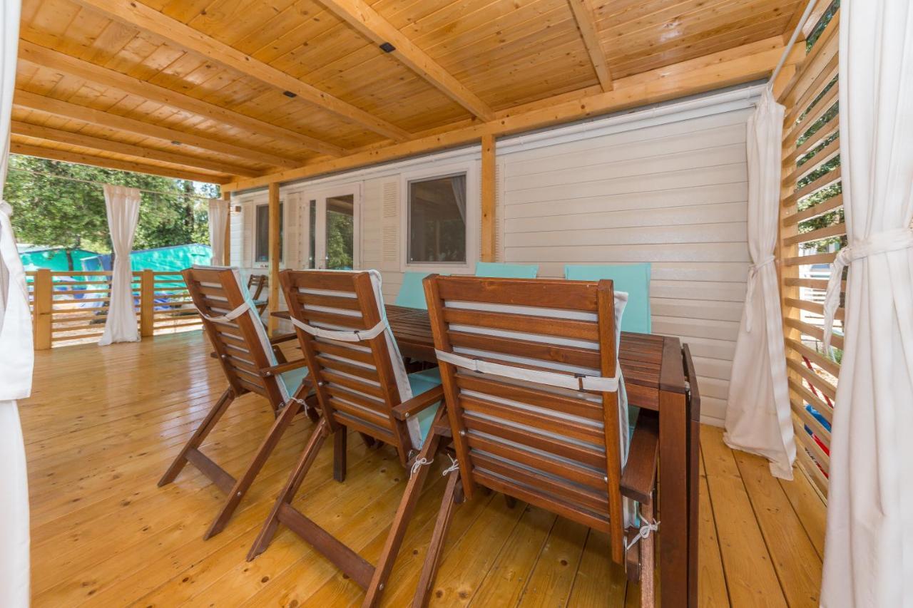 Mobile Homes Crystal Biograd Na Moru Bagian luar foto