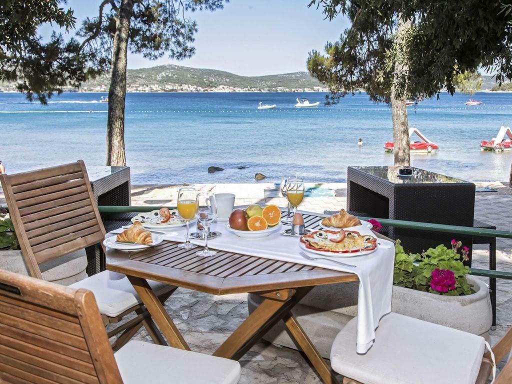 Mobile Homes Crystal Biograd Na Moru Bagian luar foto