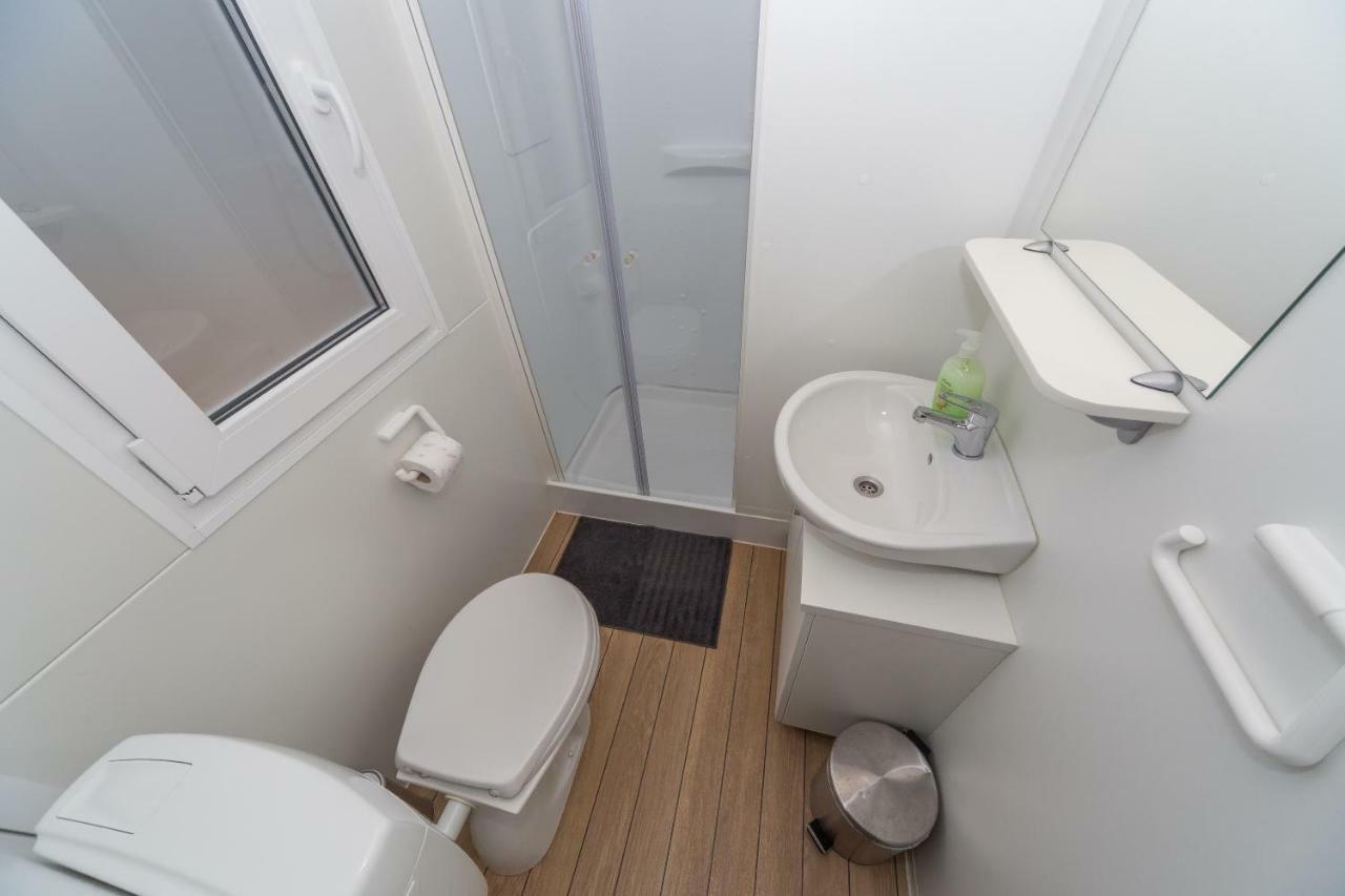Mobile Homes Crystal Biograd Na Moru Bagian luar foto