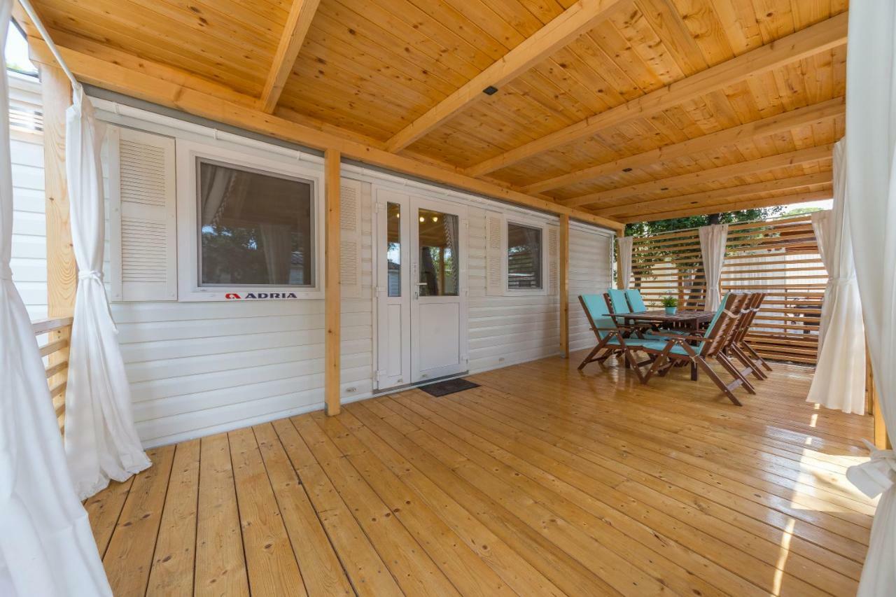 Mobile Homes Crystal Biograd Na Moru Bagian luar foto